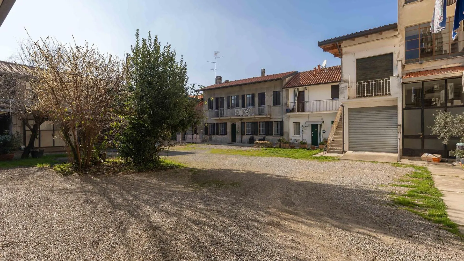 Apartment Pit Stop 1 Locate Varesino Italien